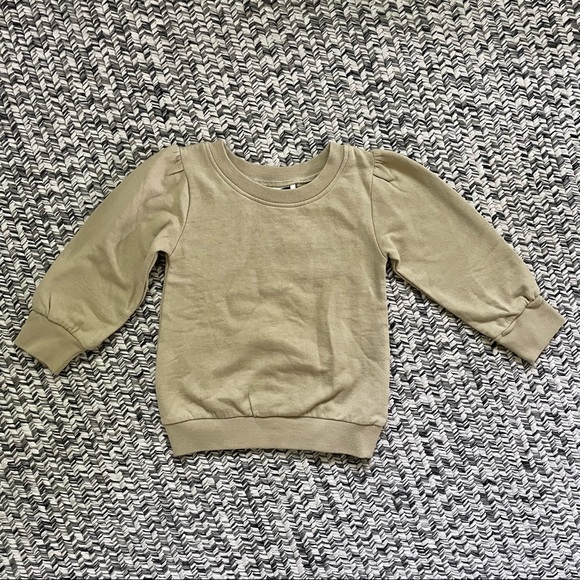 City Mouse Studio puff sleeve toddler sweatshirt brand new light olive green 3T - Picture 1 of 2
